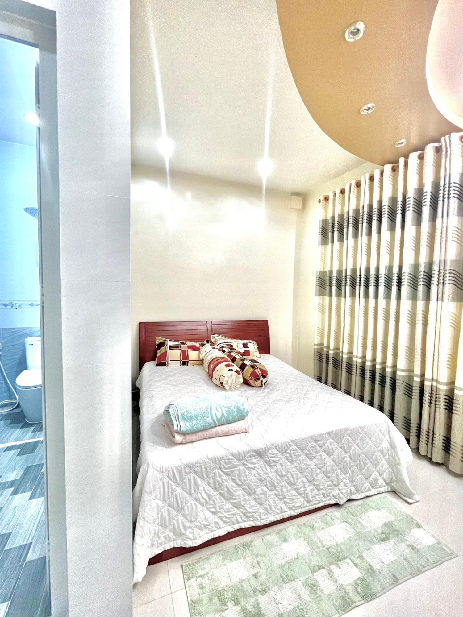 Cherry Homestay - Hoang De Motel Chau Doc Exterior photo