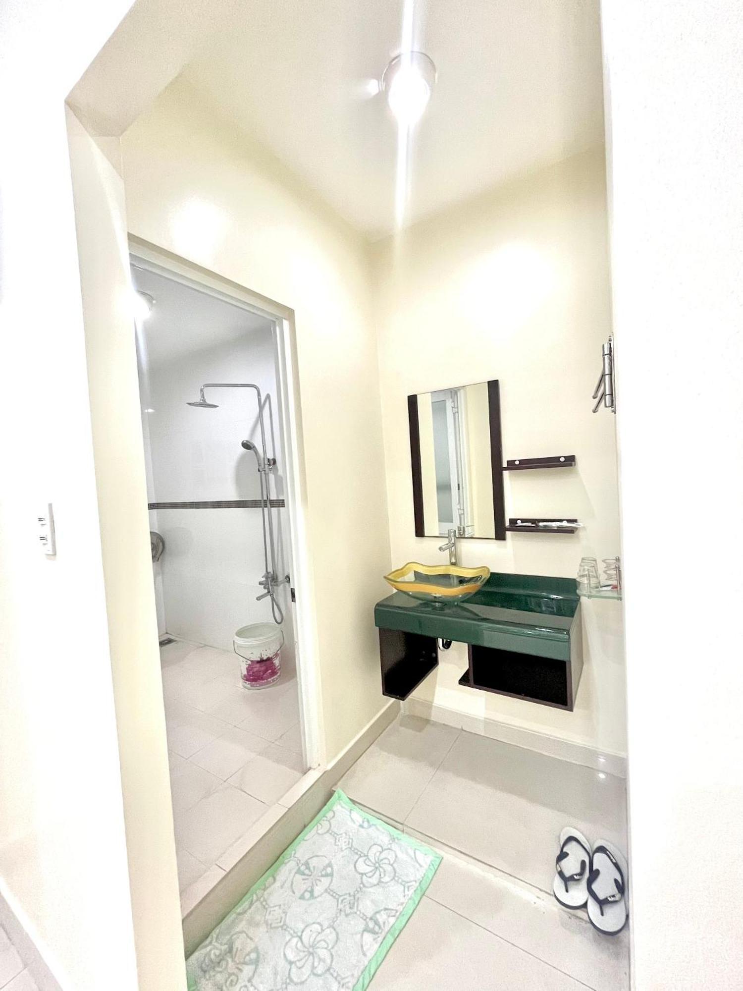 Cherry Homestay - Hoang De Motel Chau Doc Exterior photo