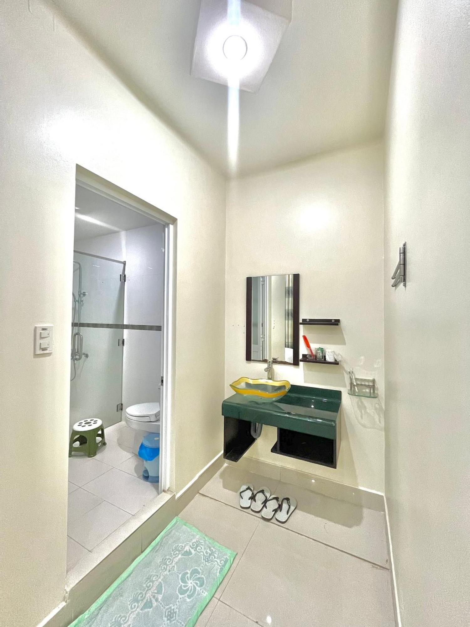 Cherry Homestay - Hoang De Motel Chau Doc Exterior photo
